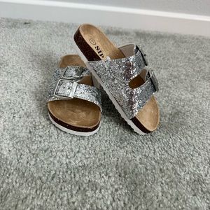 Sip n sparkle sandals
